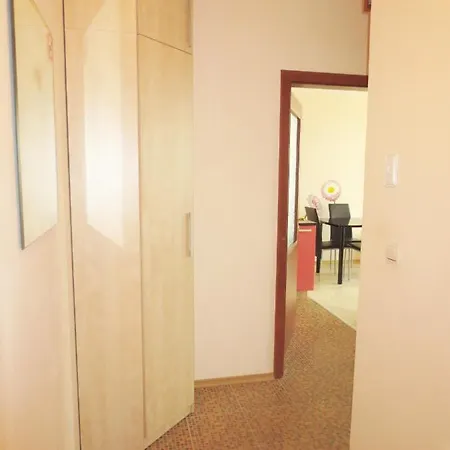 Fantasy Apartment *